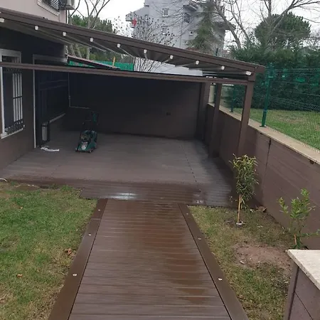 Zekeriyakoey 4 Odali Villa * Zekeriyaköy